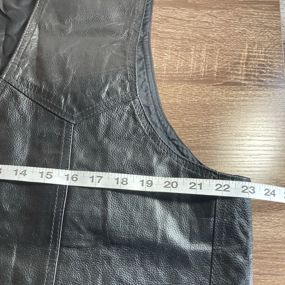 Mens Vintage Genuine Black Leather Biker Vest Size XL - Picture 4 of 6